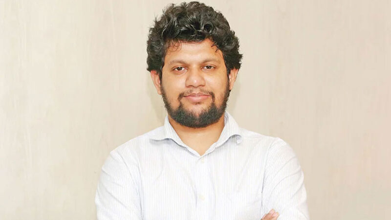 জোড়াতালি দিয়ে গণতান্ত্রিক রূপান্তর সম্ভব না : মাহফুজ আলম
