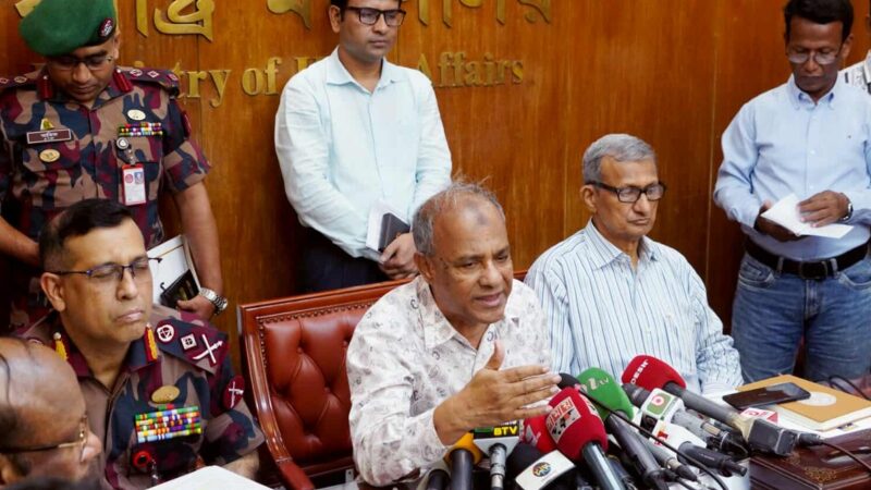 আওয়ামী লীগ সংগঠিত হওয়ার চেষ্টা করলেই ব্যবস্থা নেওয়া হবে