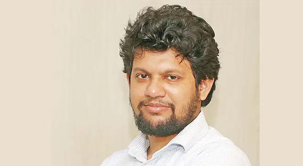 জবির সমস্যা দ্রুত সমাধান করা হবে : মাহফুজ আলম