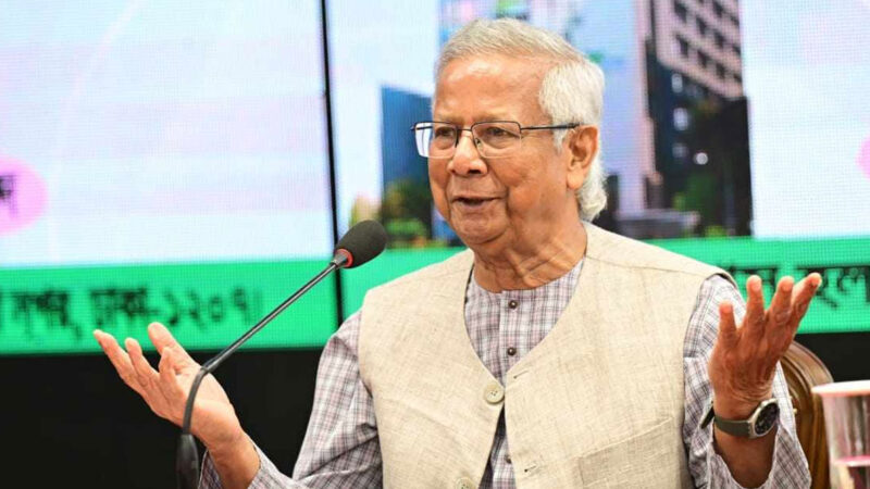 মাইক্রো ক্রেডিট ব্যাংকের জন্য আলাদা আইন করতে হবে : প্রধান উপদেষ্টা