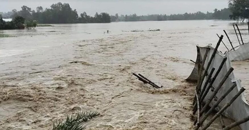 ভারত থেকে আসছে বন্যা, শেরপুরে নদীর পানি বিপৎসীমার ওপরে