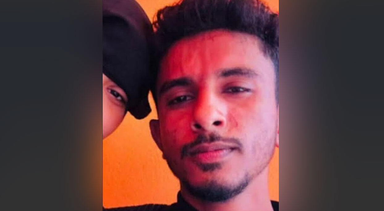 ভিডিও প্রকাশের ভয় দেখিয়ে একাধিকবার ধর্ষণ, যুবক গ্রেপ্তার