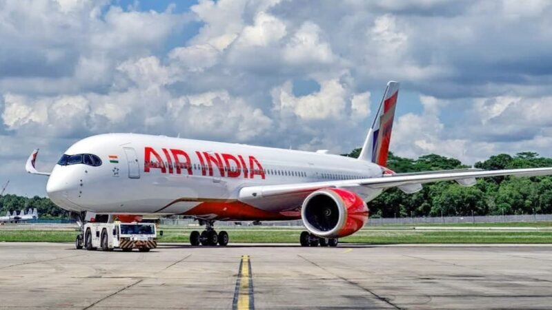 বিমান চলাচলে নিষেধাজ্ঞার মেয়াদ পাল্টাপাল্টি বাড়াল ভারত-পাকিস্তান