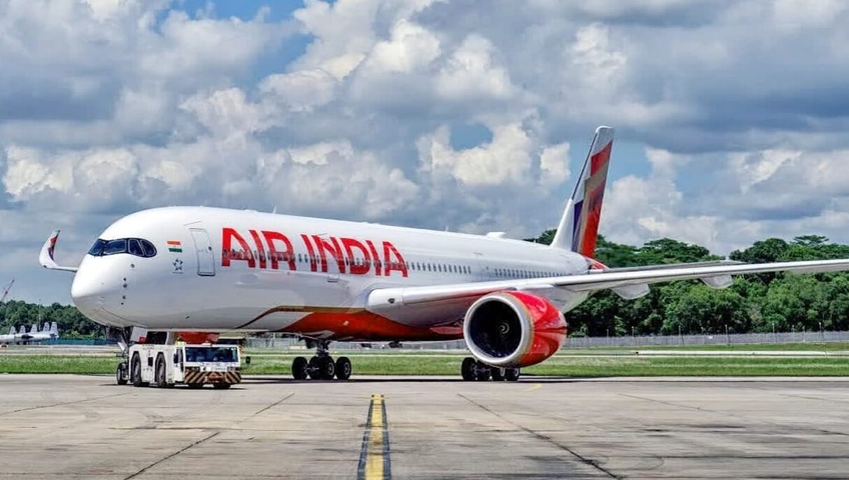 বিমান চলাচলে নিষেধাজ্ঞার মেয়াদ পাল্টাপাল্টি বাড়াল ভারত-পাকিস্তান