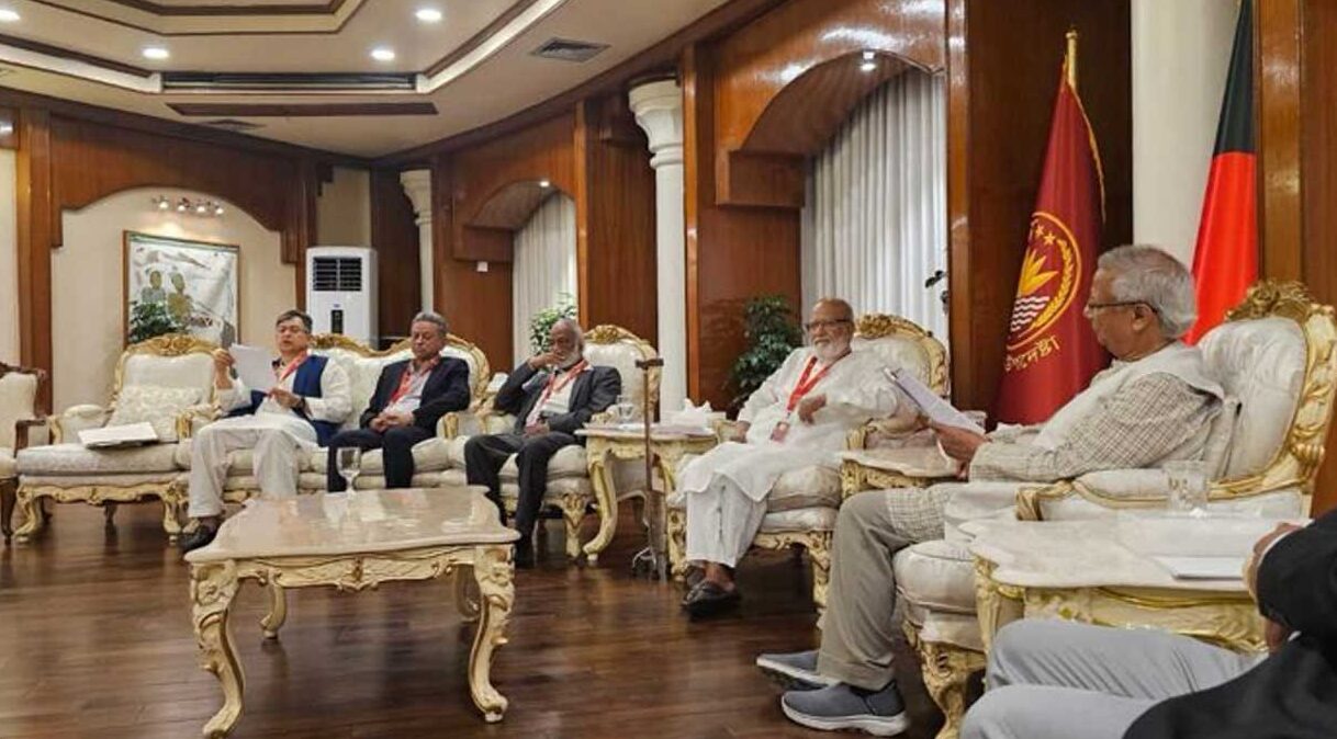 খন্দকার মোশাররফের নেতৃত্বে বিএনপির প্রতিনিধি দল যমুনায়