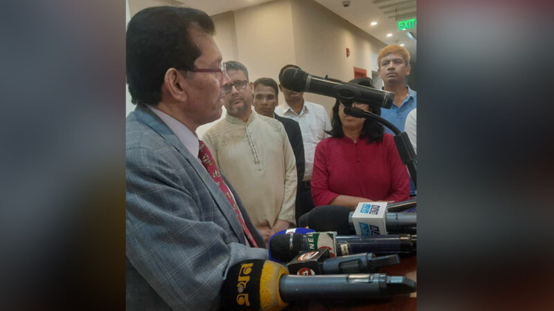 আমরা যার সঙ্গে ইচ্ছা দেখা করব, কে কী বলল যায়-আসে না