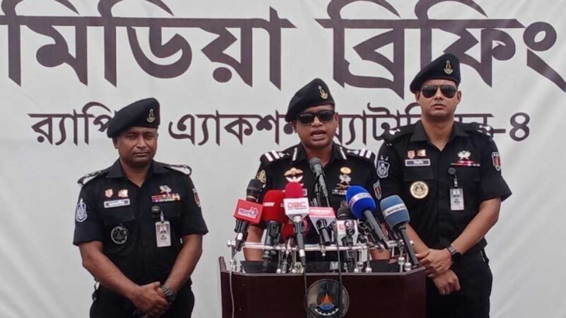 পশুর হাটকেন্দ্রীক চাঁদাবাজি করলে কঠোর ব্যবস্থা