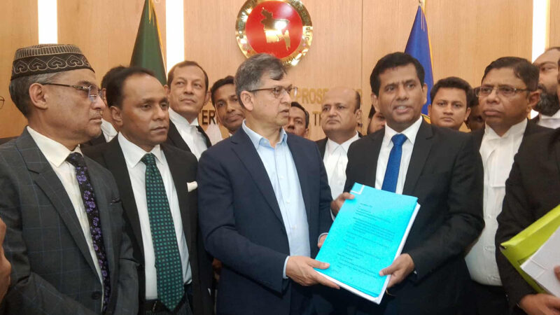 গুম : হাসিনাসহ ৭ জনের বিরুদ্ধে ট্রাইব্যুনালে সালাহউদ্দিনের অভিযোগ