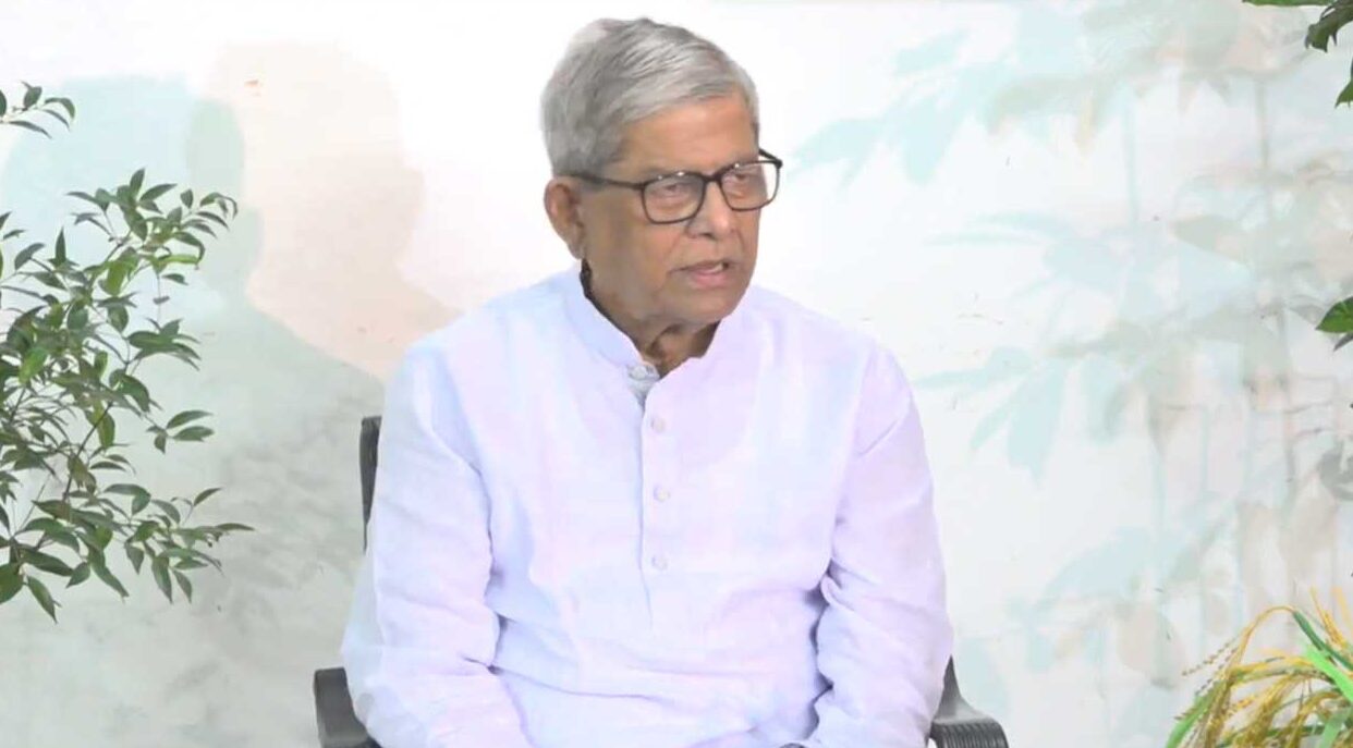 ইউনূস-তারেক বৈঠক এই মুহূর্তে রাজনীতির প্রধান ইভেন্ট : মির্জা ফখরুল