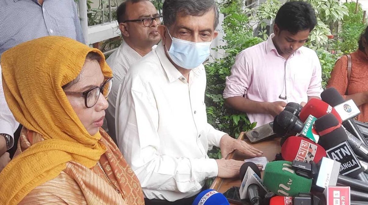 সুষ্ঠুভাবে অনুষ্ঠিত হচ্ছে এইচএসসি পরীক্ষা, ফল হবে দ্রুত