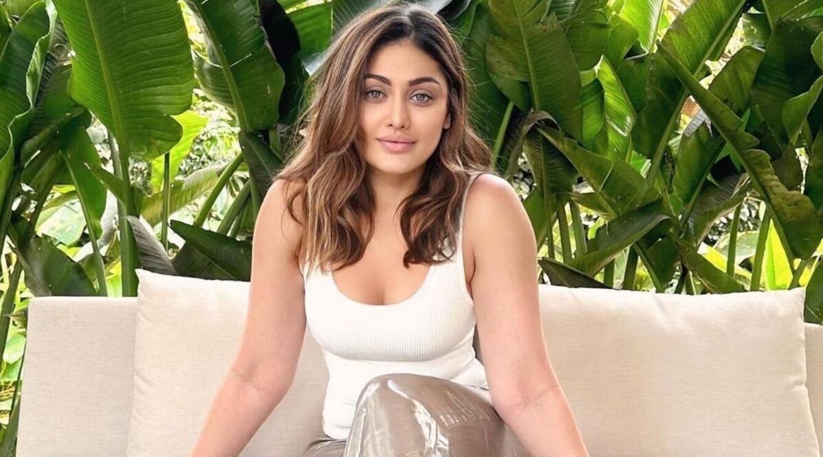 ‘কাঁটা লাগা’ খ্যাত অভিনেত্রী শেফালী জারিওয়ালা আর নেই