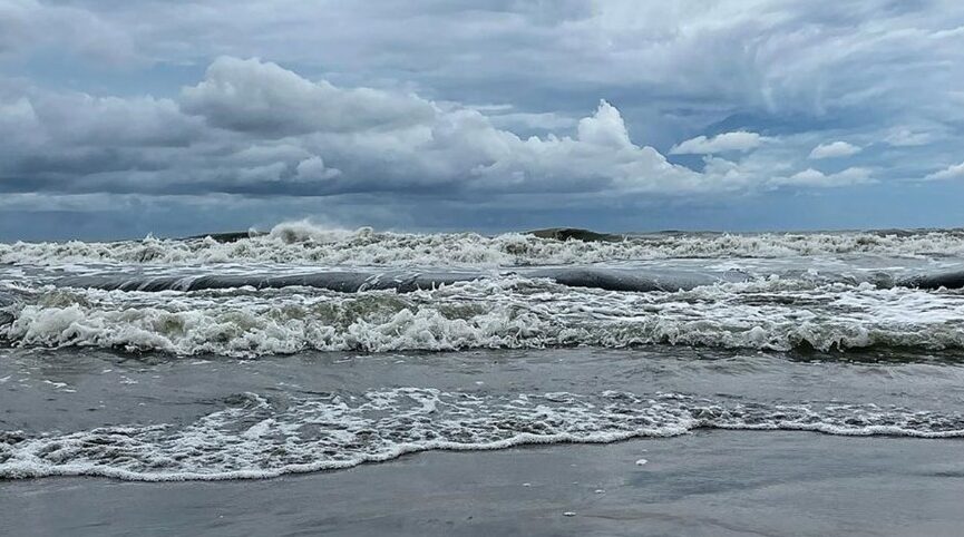 সাগরে লঘুচাপ সৃষ্টির আভাস