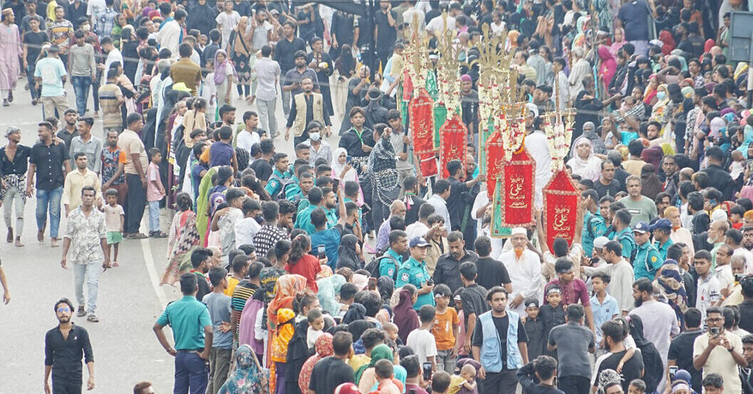 কঠোর নিরাপত্তায় রাজধানীতে তাজিয়া মিছিল অনুষ্ঠিত