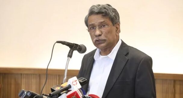 কমিশন কিছুই চাপিয়ে দিচ্ছে না : আলী রীয়াজ