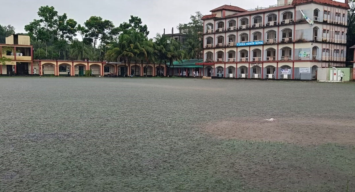 নোয়াখালীতে সব প্রাথমিক বিদ্যালয়ের ক্লাস বন্ধ ঘোষণা