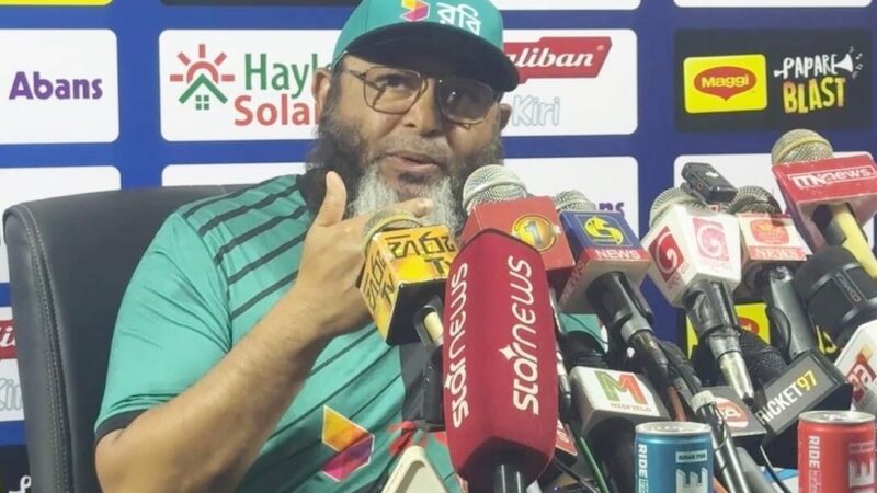 বাংলাদেশ দলে মেন্ডিসের মতো কাউকে চান মুশতাক