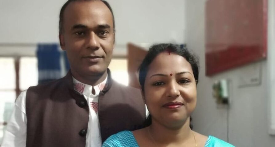 বাংলাদেশের বেতন-ভাতায় ভারতে থাকেন শিক্ষক দম্পতি