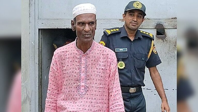 বিচার-সাজা ছাড়াই কারাগারে ৩০ বছর, অবশেষে মুক্ত কনু মিয়া