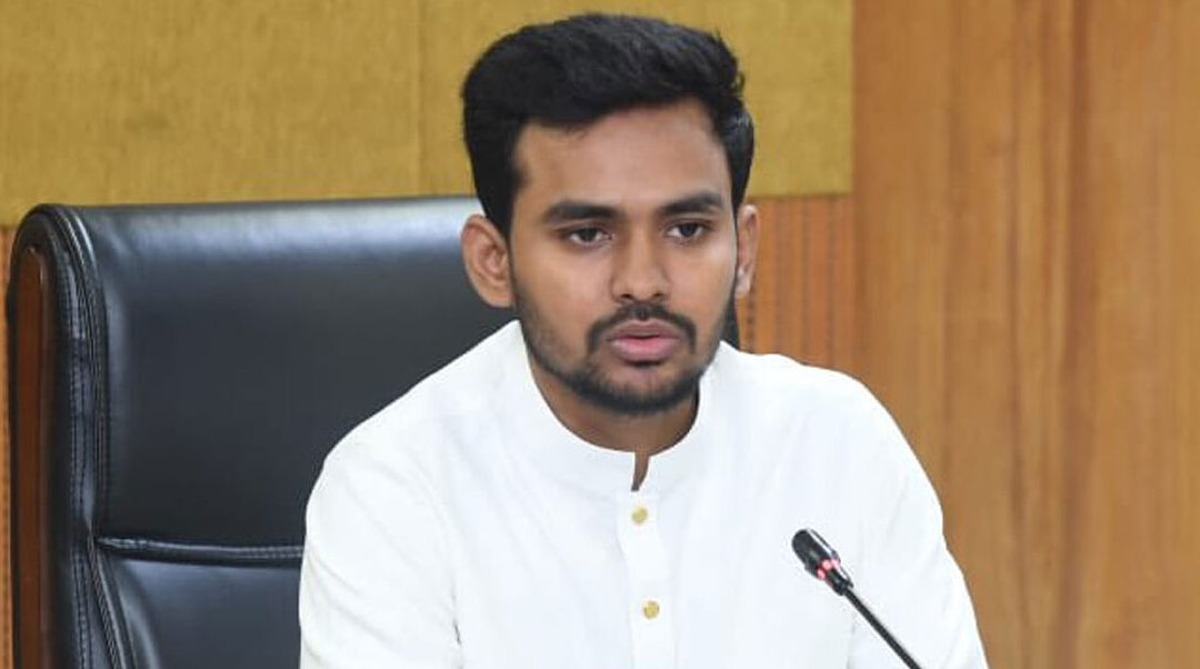 মালয়েশিয়া প্রবাসী বাংলাদেশিদের জন্য সুসংবাদ দিলেন আসিফ নজরুল