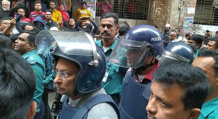 নতুন মামলায় গ্রেপ্তার আনিসুল ও ইনু