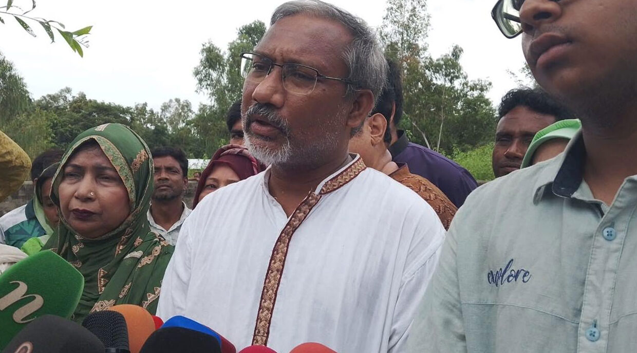 রাষ্ট্রীয় মর্যাদা দেবে কি না তা রাষ্ট্রের বিবেচনা, আমাদের কোনো দাবি নেই