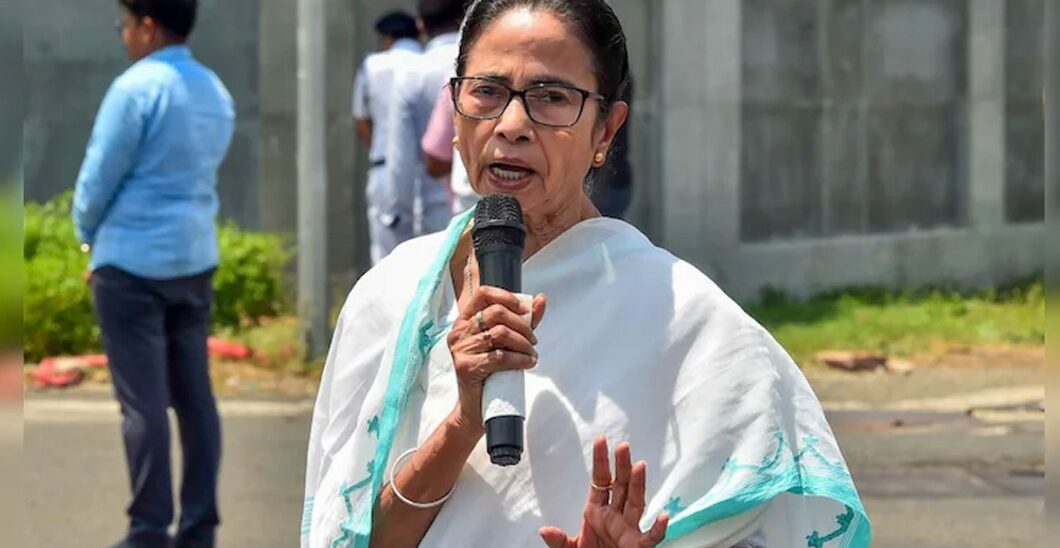 বাংলাকে ‘বাংলাদেশের ভাষা’ আখ্যা, তীব্র ক্ষোভ মমতার