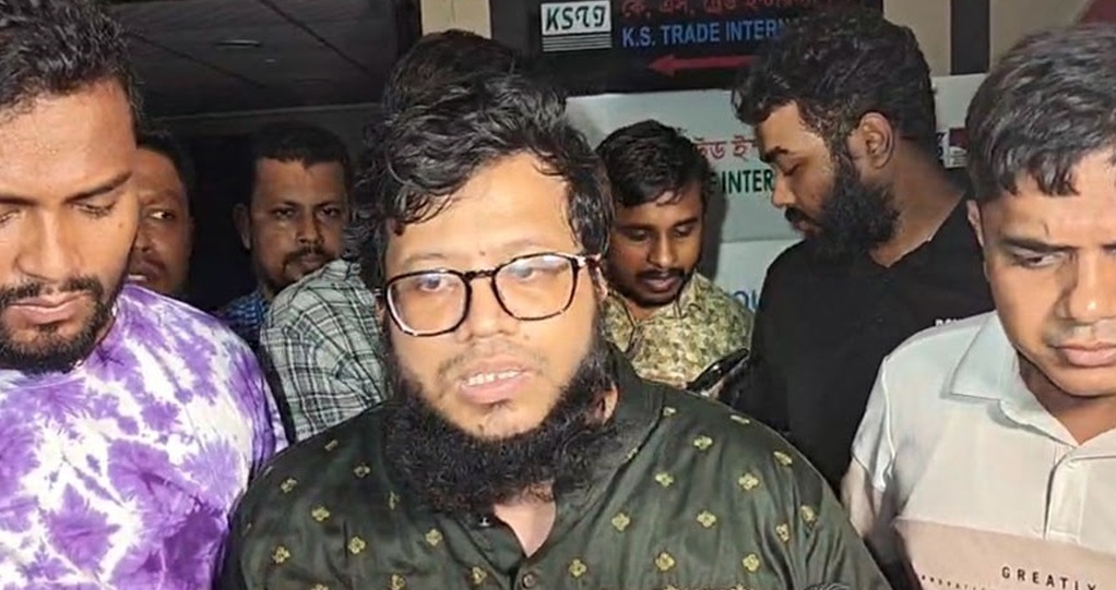 ফ্লাইট এক্সপার্ট হঠাৎ বন্ধ, মালিক ও কর্মকর্তার পাল্টাপাল্টি অভিযোগ