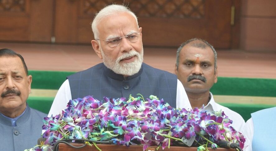 পাকিস্তানকে ব্রাহমোস ক্ষেপণাস্ত্রের ভয় দেখালেন মোদি