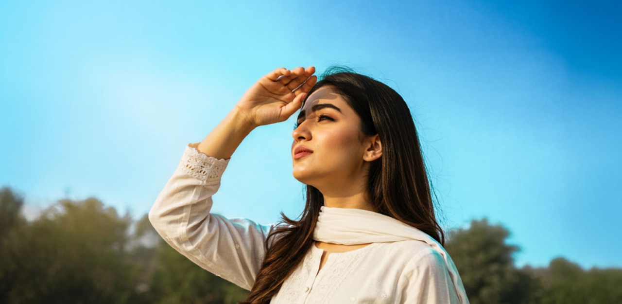 সানস্ক্রিন রোদ থেকে যেভাবে ত্বককে বাঁচায়