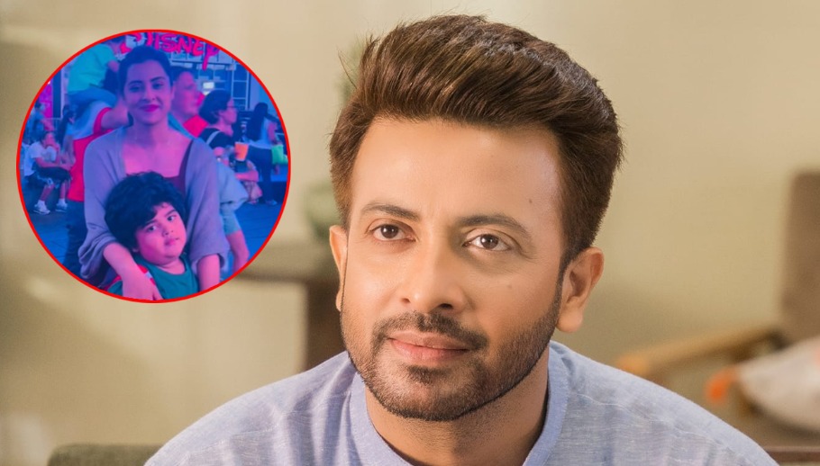 মা-ছেলের খুনসুটি, ভিডিও করলেন শাকিব