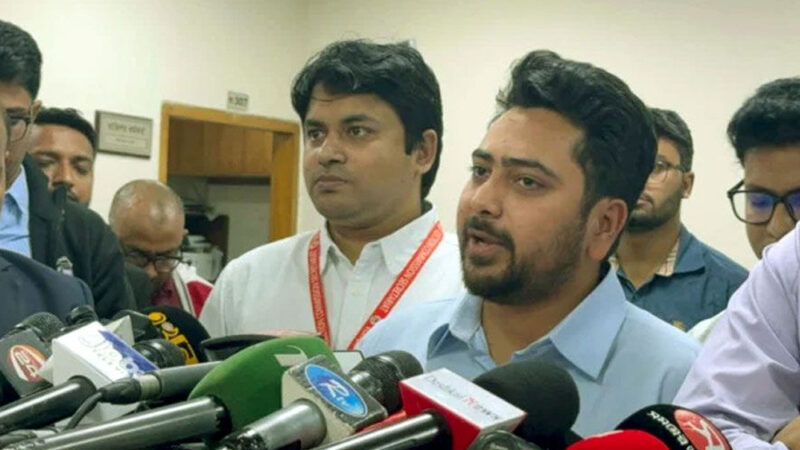 দেশের রাজনৈতিক পরিস্থিতি বিবেচনায় নিয়ে তফসিল দিন : নাহিদ ইসলাম