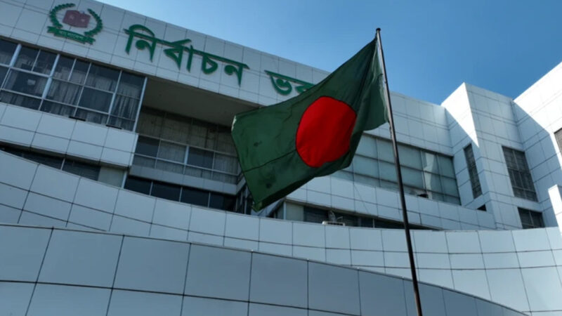 নির্বাচনী পরিবেশ বজায় রাখতে ডিসি-রিটার্নিং অফিসারদের ইসির চিঠি