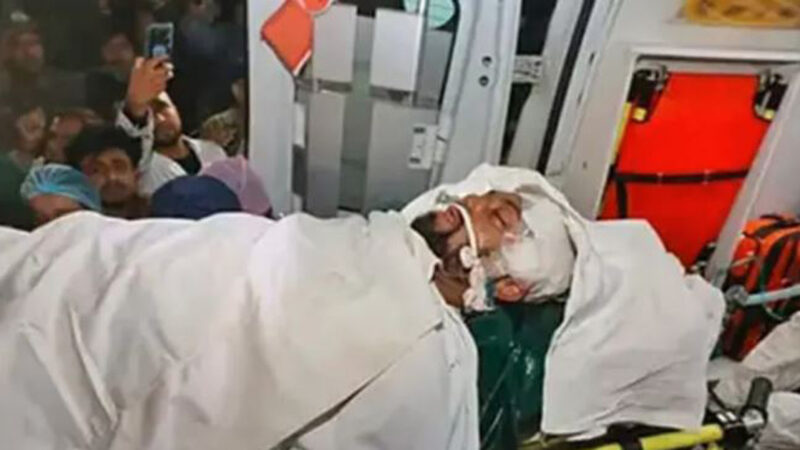 হাদির অবস্থা এখনও সংকটাপন্ন, অপারেশনের অপেক্ষায় ডাক্তাররা