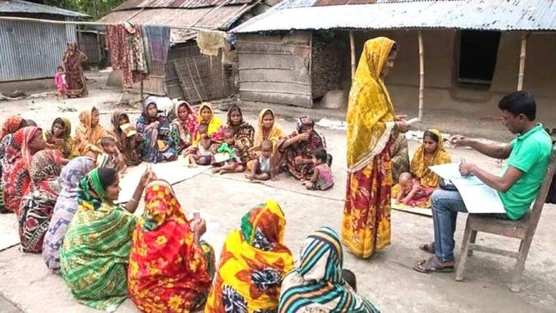 ক্ষুদ্রঋণে অব্যবস্থাপনা: মরণফাঁদে প্রান্তিক মানুষ