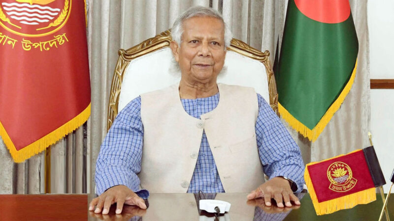 সাফ জয়ী নারী ফুটসাল দলকে প্রধান উপদেষ্টার অভিনন্দন