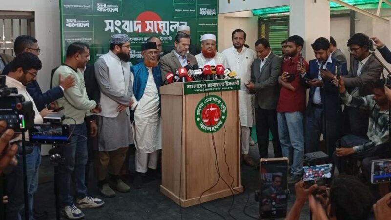 বিএনপি হামলা থেকে বিরত না হলে প্রতিরোধ গড়ে তুলবে ১১ দল