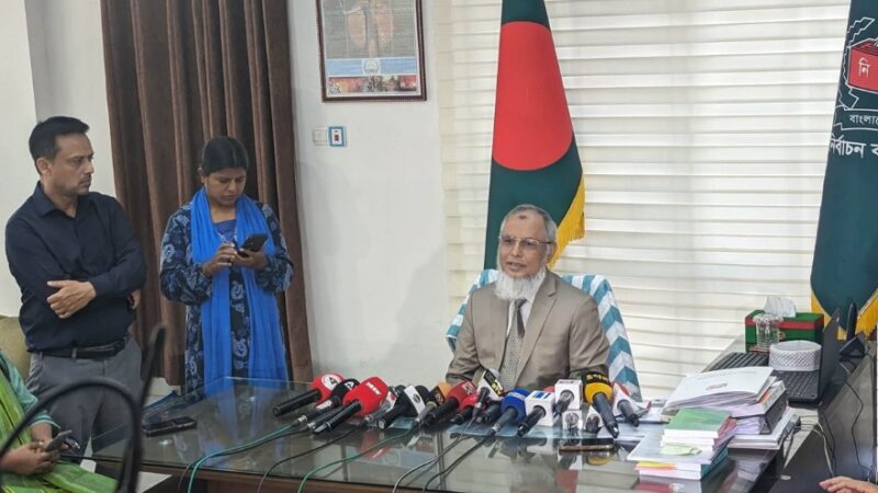 আদালতের নির্দেশ পেলে ভোট পুনর্গণনার সিদ্ধান্ত নেওয়া হবে