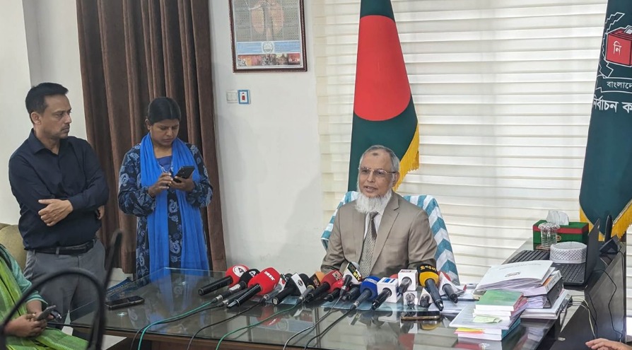 আদালতের নির্দেশ পেলে ভোট পুনর্গণনার সিদ্ধান্ত নেওয়া হবে
