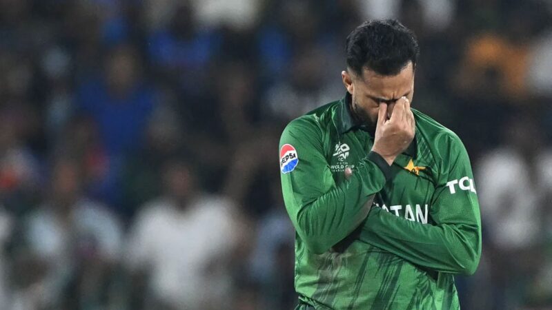 পাকিস্তানের সুপার এইটের সম্ভাবনায় বড় ধাক্কা