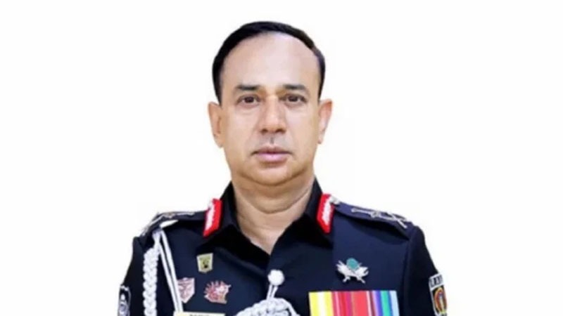 স্ত্রীসহ র‍্যাবের সাবেক ডিজি হারুনের ১০ ব্যাংক হিসাব অবরুদ্ধের আদেশ