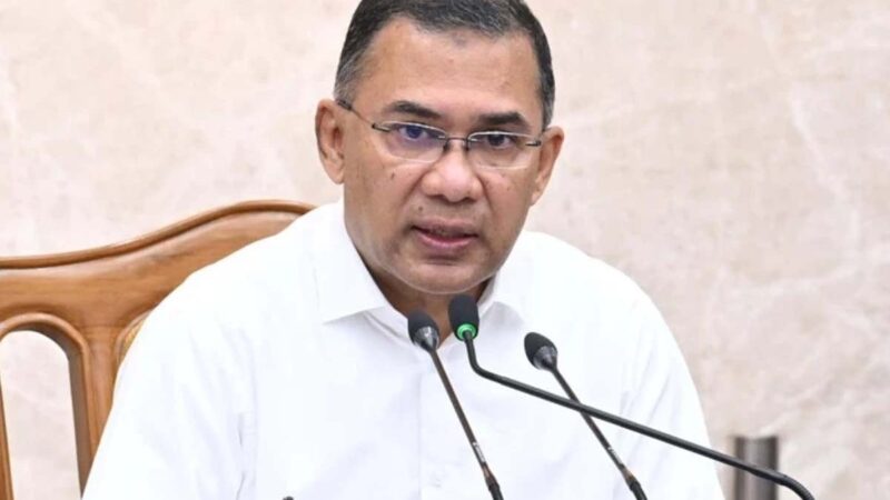 প্রধানমন্ত্রীর বিদেশযাত্রা-প্রত্যাবর্তনে বিমানবন্দরে থাকবেন ৪ জন