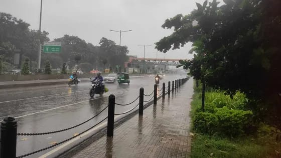 পাঁচ দিন দেশজুড়ে বজ্রসহ বৃষ্টির আভাস