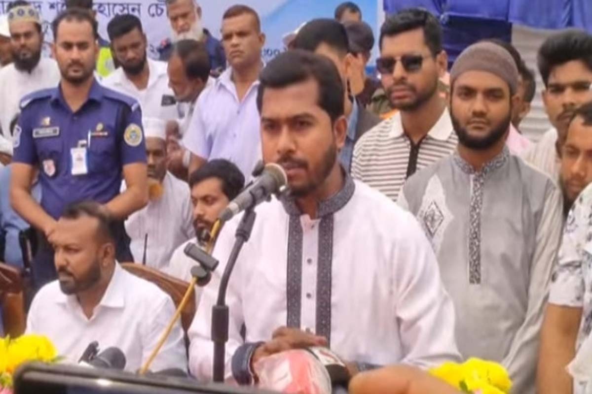 সম্পদশালী কেউ যেন চরের জমি না পায়: নুরুল হক নুর