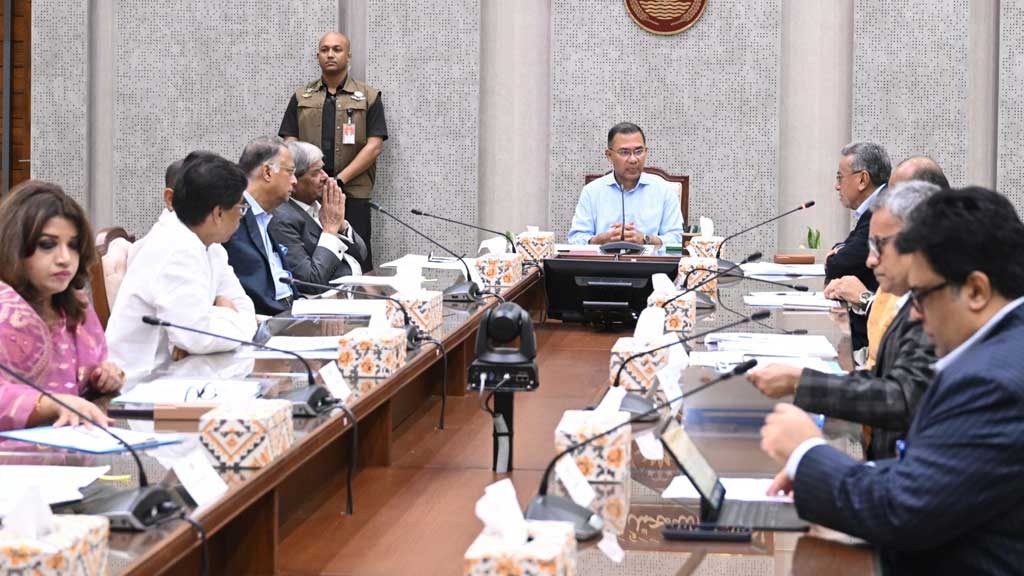 জ্বালানি সংকট নিয়ে প্রধানমন্ত্রীর বিশেষ বৈঠক