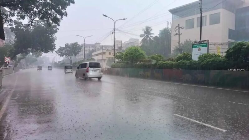 ৬ বিভাগে আজ বৃষ্টির সম্ভাবনা, বাড়তে পারে গরম