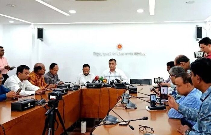 পর্যাপ্ত মজুত রয়েছে, আগামী দুই মাস জ্বালানি সংকট হবে না: জ্বালানি বিভাগ