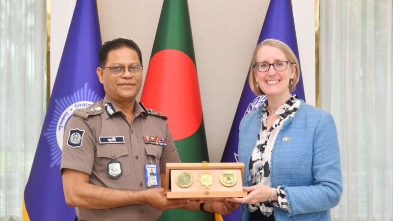 আইজিপির সঙ্গে ব্রিটিশ হাইকমিশনারের বৈঠক: সহযোগিতায় নতুন দিগন্ত