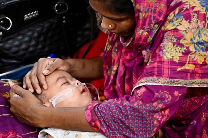 প্রায় নির্মূল হওয়া হাম আবার ফিরছে কেন?