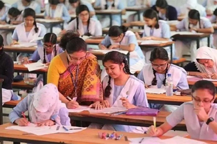 এসএসসি পরীক্ষায় ফিরল ‘নীরব বহিষ্কার’ পদ্ধতি