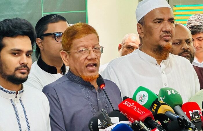 আন্দোলনের নতুন কর্মসূচি ঘোষণা ১১ দলের